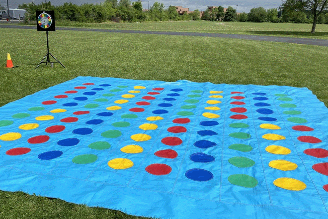 giant-twister-game